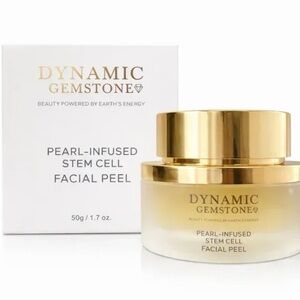 Gold Pearl-Infused Facial Peel